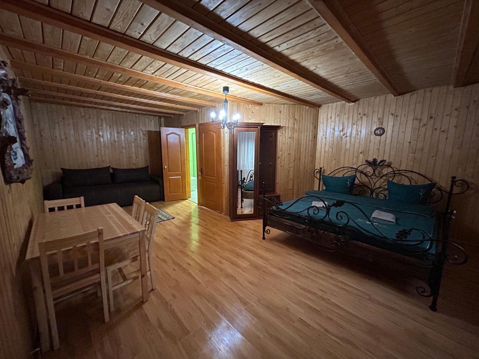 Любе Otel Yablunytsia Dış mekan fotoğraf