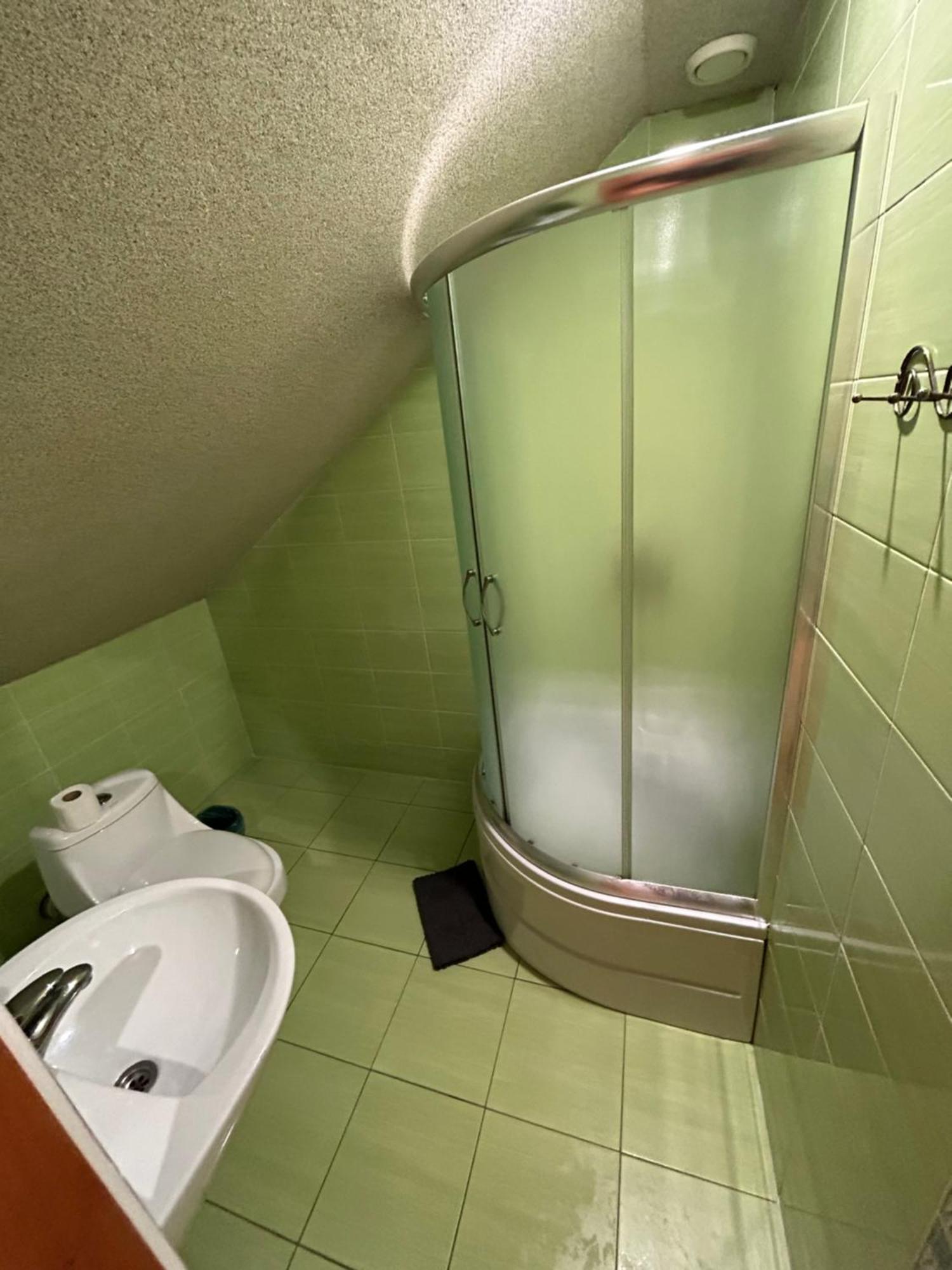 Любе Otel Yablunytsia Dış mekan fotoğraf